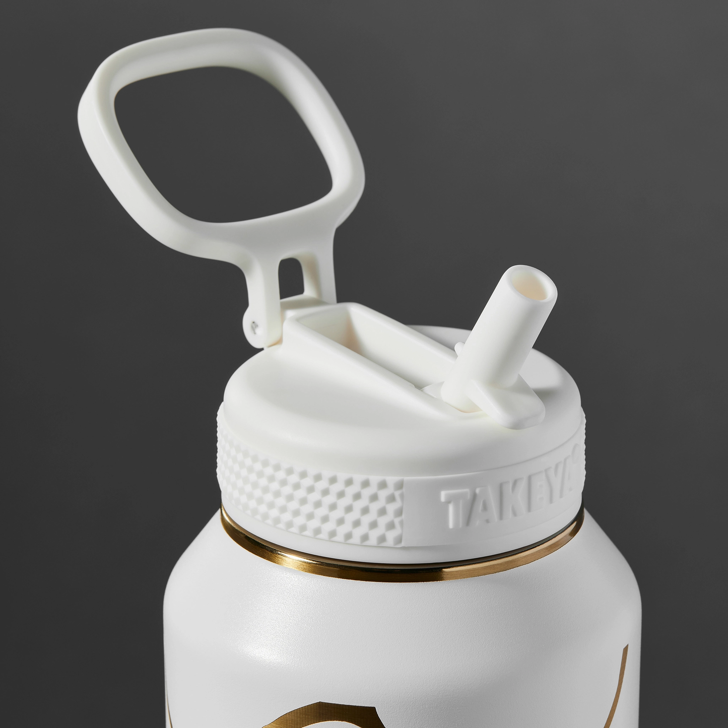 kintsugi-water-bottle-with-straw-lid-w8 51389-TK_HO25_Kintsugi_Takeya9271.png